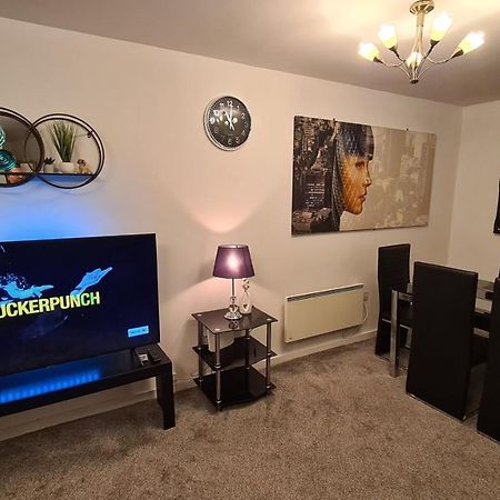 Luxury 2 Bed Apt With Free Wi-Fi & Parking Manchester Eksteriør billede