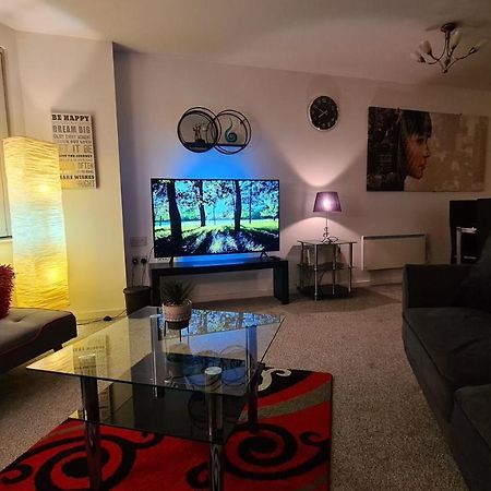 Luxury 2 Bed Apt With Free Wi-Fi & Parking Manchester Eksteriør billede