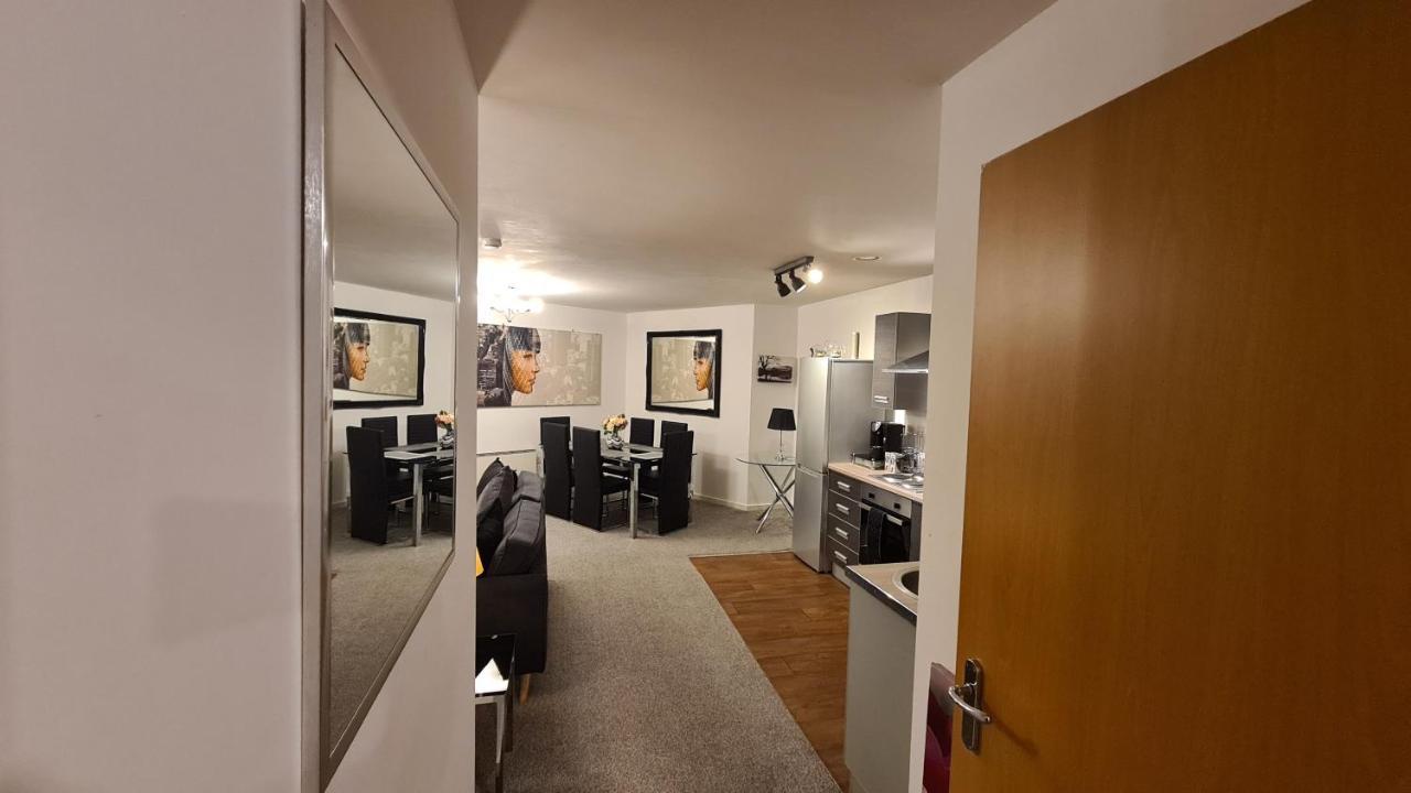 Luxury 2 Bed Apt With Free Wi-Fi & Parking Manchester Eksteriør billede