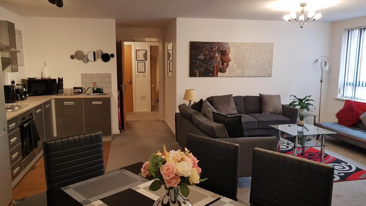 Luxury 2 Bed Apt With Free Wi-Fi & Parking Manchester Eksteriør billede