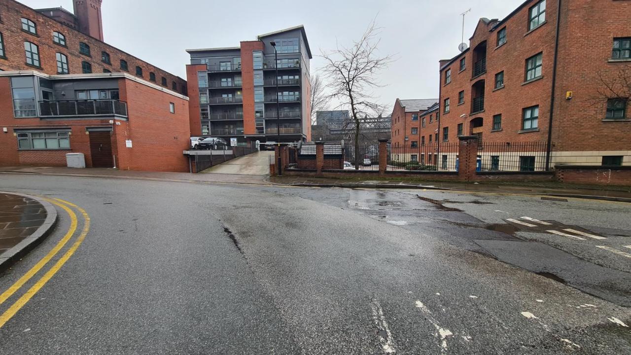 Luxury 2 Bed Apt With Free Wi-Fi & Parking Manchester Eksteriør billede